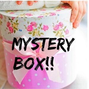 COPY - Fun Box - 5 to 6 items $6